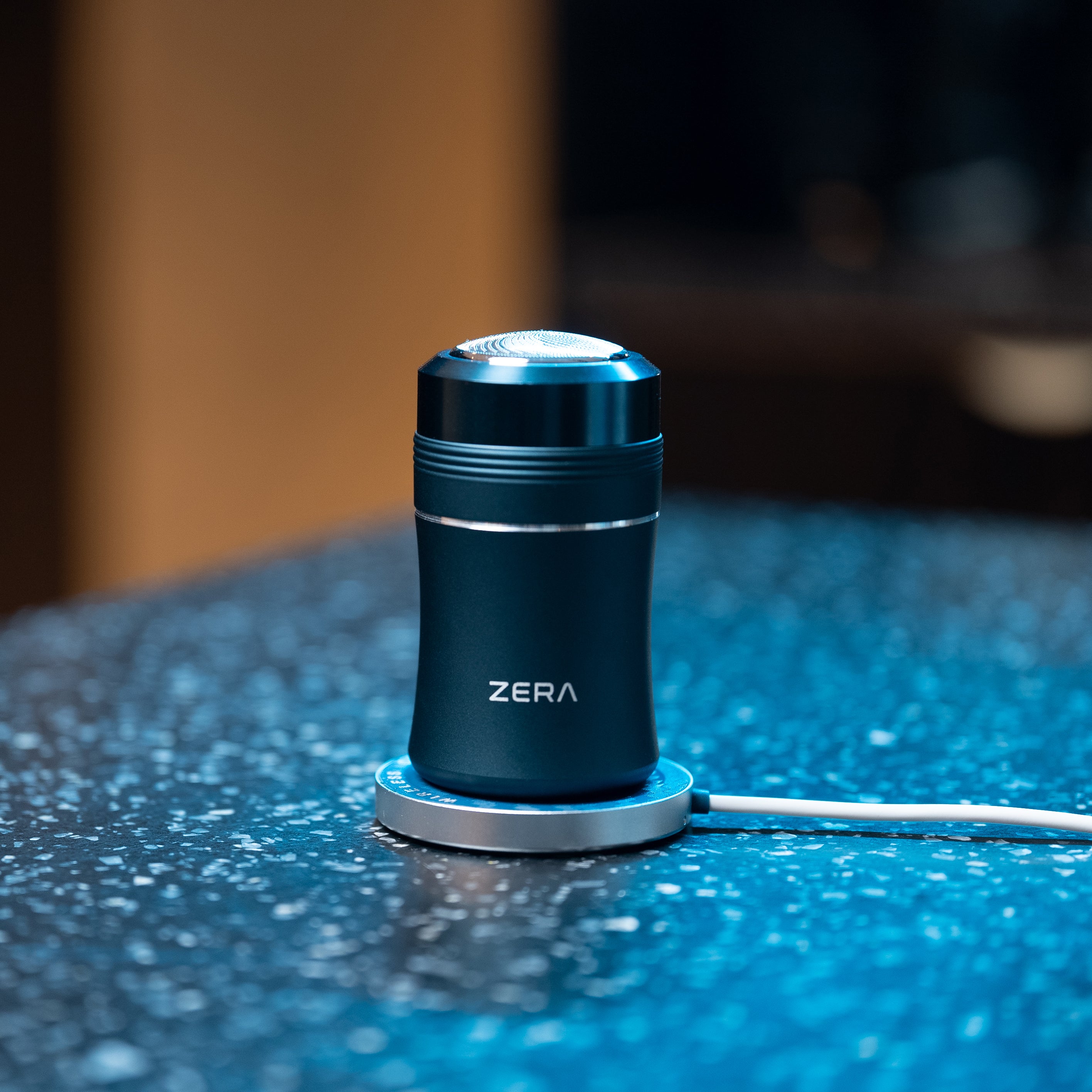ZERA Wireless Charging Shaver
