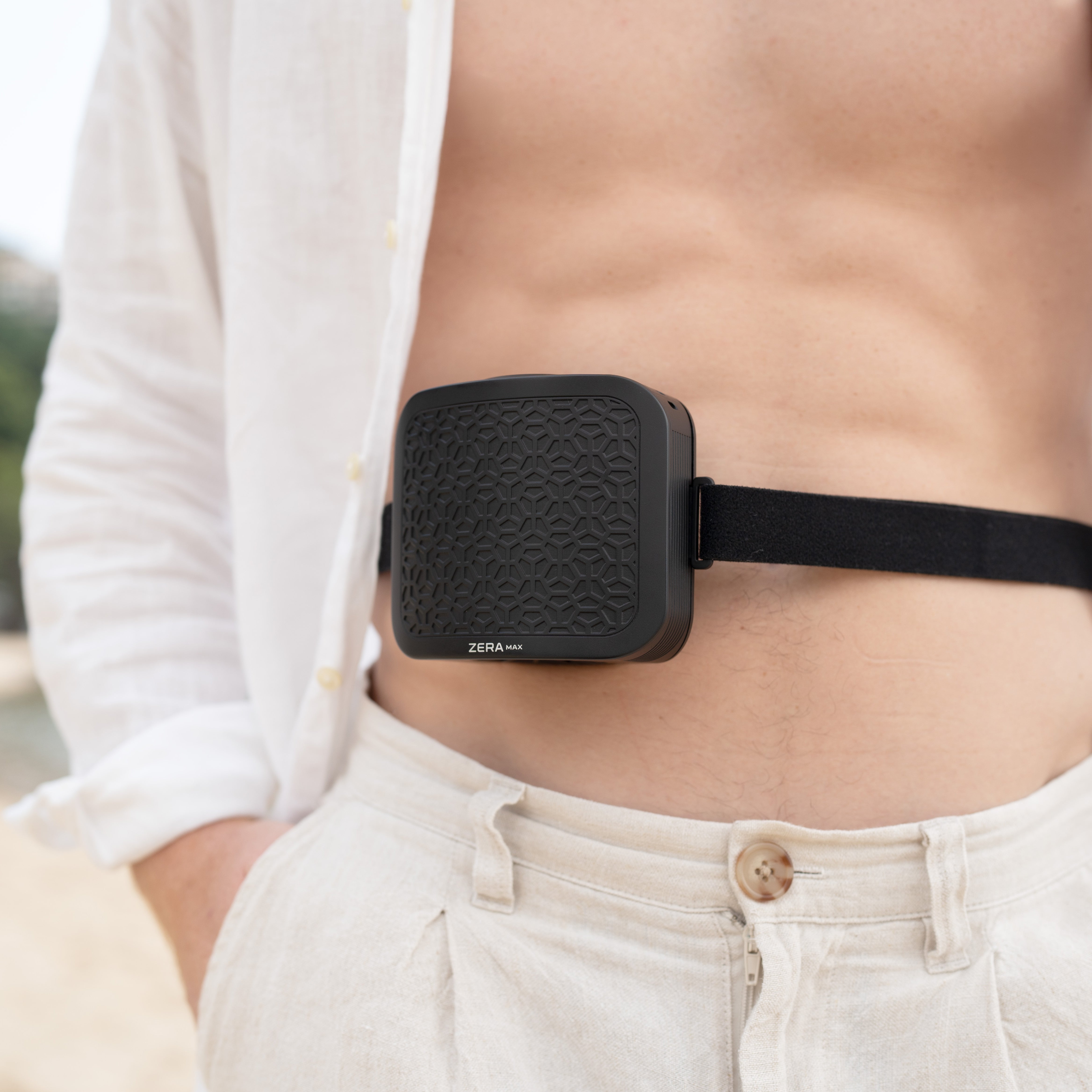 ZERA MAX 2 - AI Thermtech Wearable Comfort