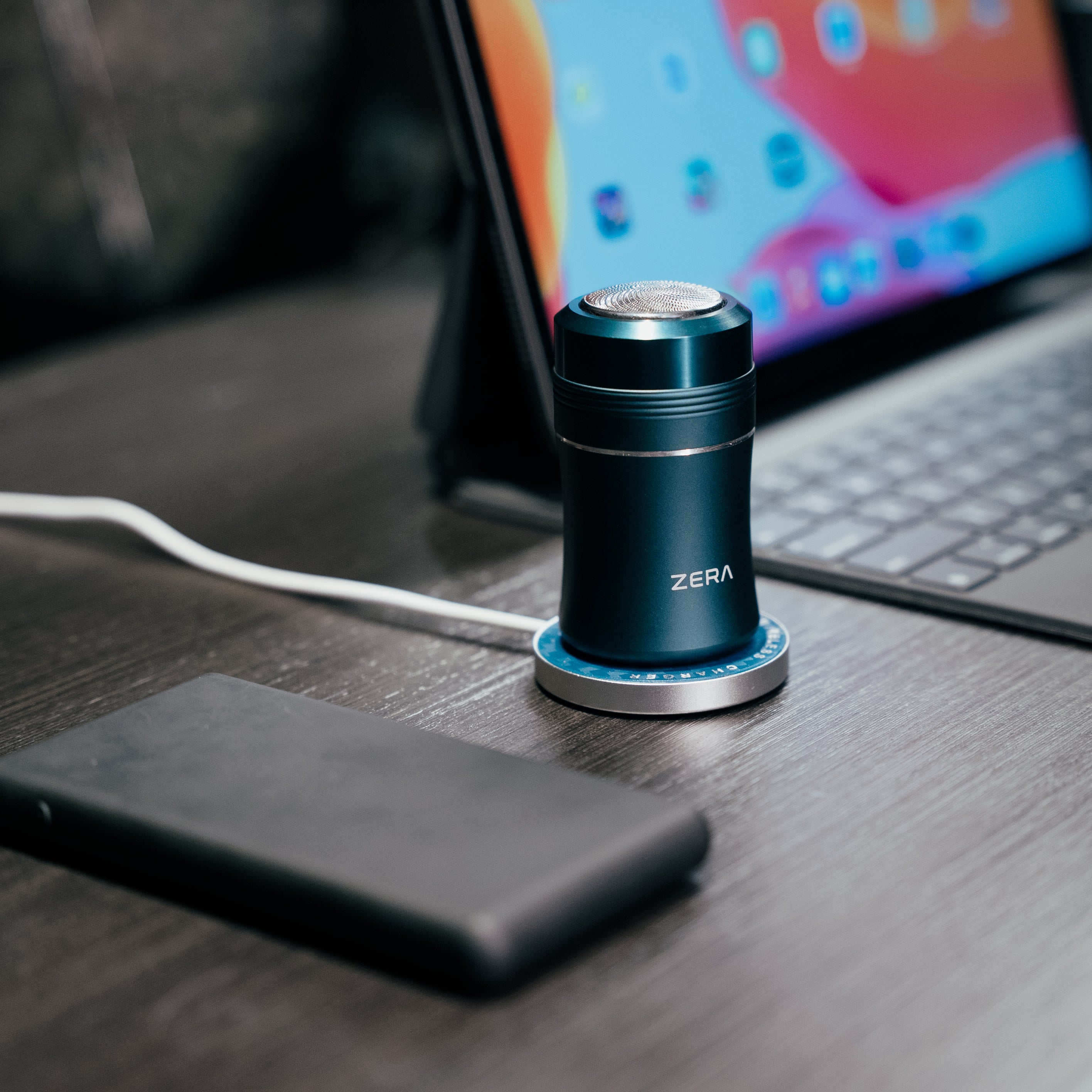 ZERA Wireless Charging Shaver