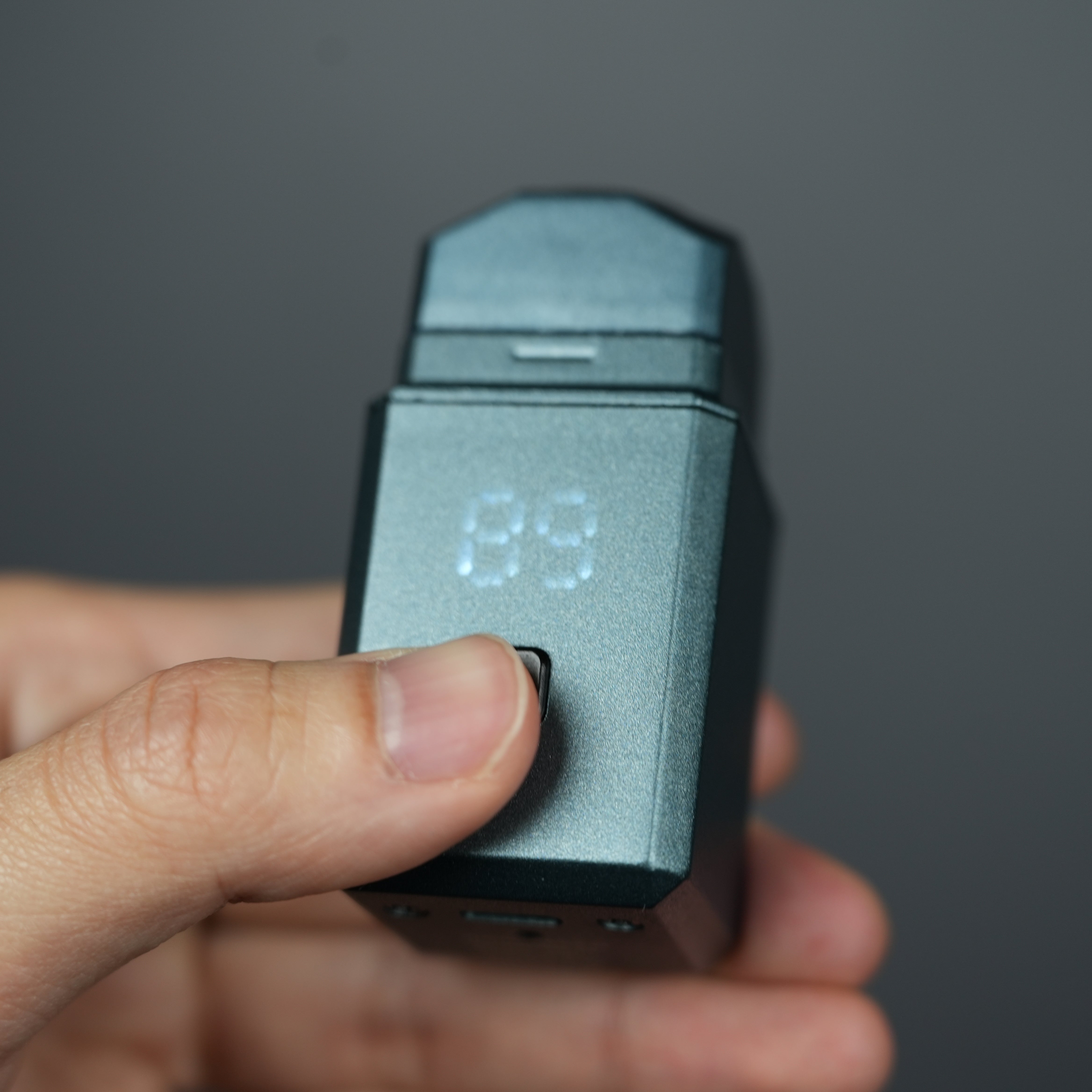 ZERA M The Compact Shaver